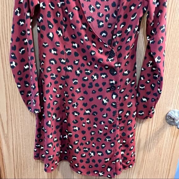 Divided by H&M Dark Red Leopard Print Wrap Mini Dress Size 4 Animal Print - Picture 5 of 10